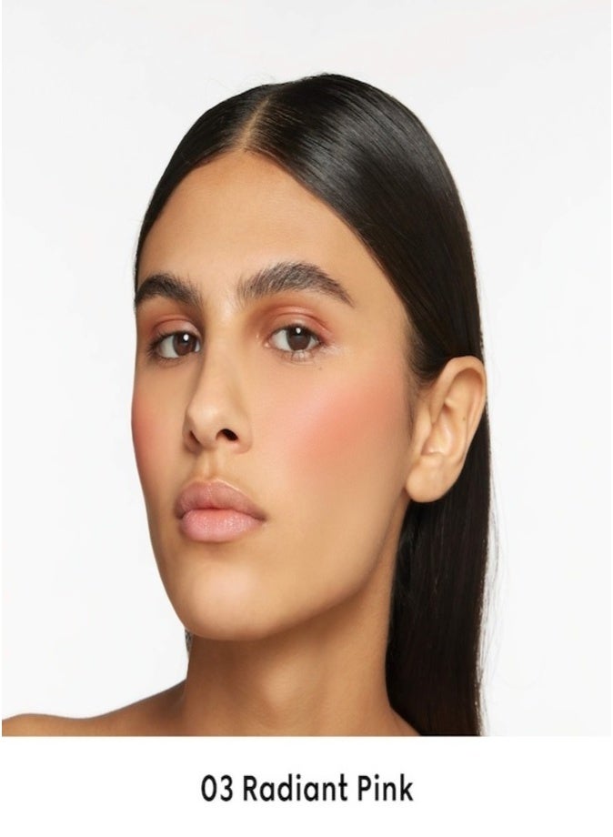 Gucci Luminous Matte Powder Blush 5.5g – 03 Radiant Pink - neutral pink Long-Wear Luxury Cheek Color - Image 3